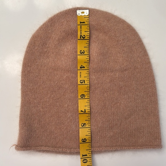 Banana Republic Cashmere Beanie - Picture 4 of 5